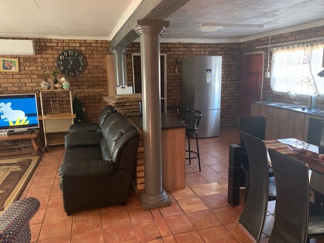 5 Bedroom Property for Sale in Kuruman Northern Cape